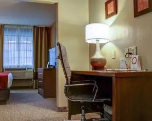 Spark By Hilton Airport Hotel