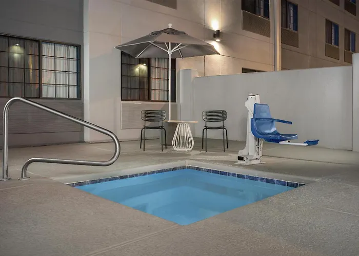 Spark By Hilton Airport