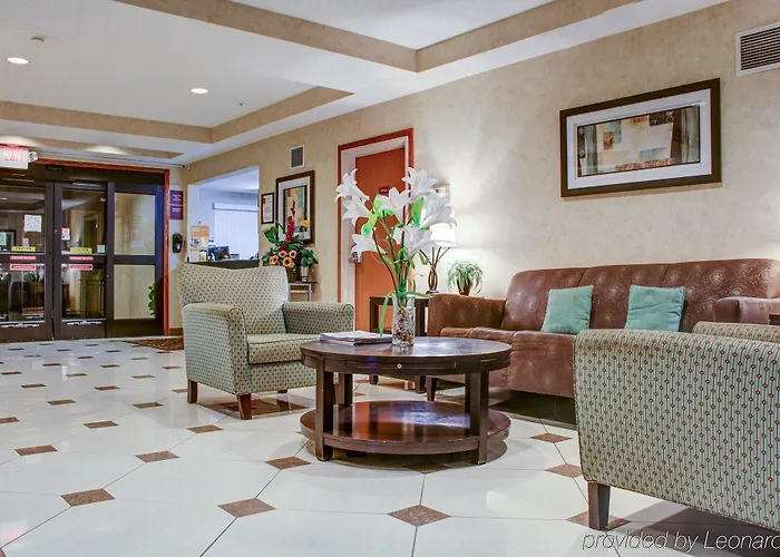 Hotel Spark By Hilton Airport