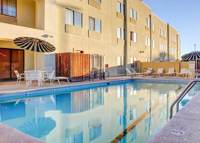 Hotel Spark By Hilton Airport 3*